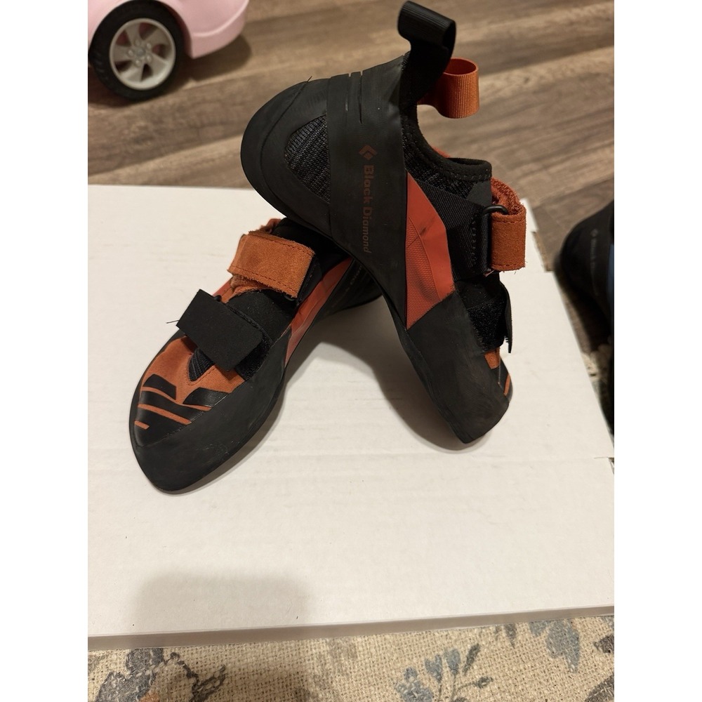 Black Diamond Men's Focus Climbing Shoes size 6 Color: Rust